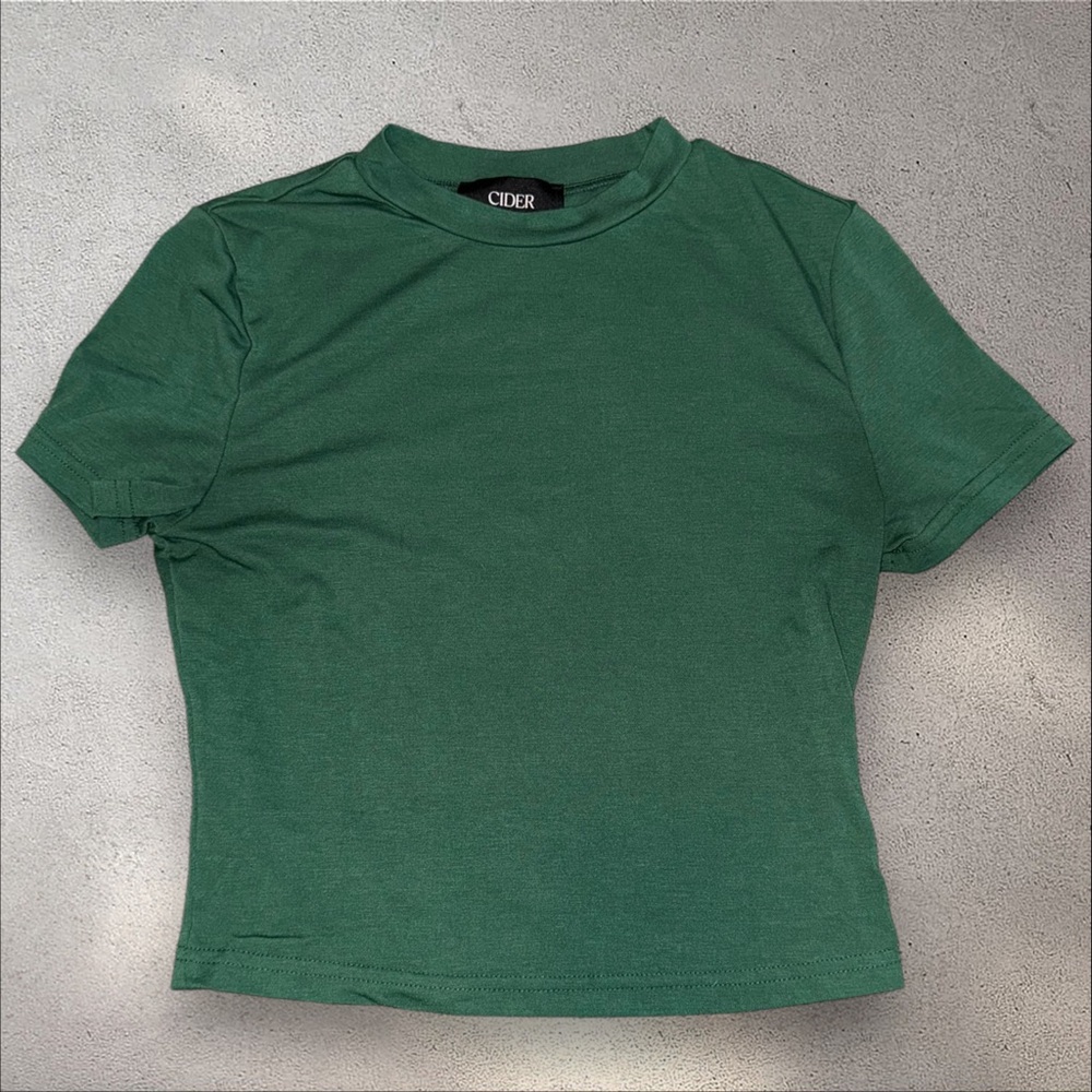 Green crop top
